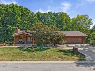 511 Rebecca Drive, O'fallon, IL 62269