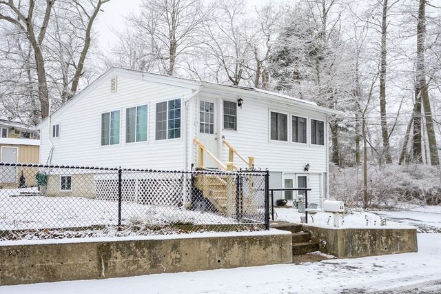 44 Patterson St, Weymouth, MA 02189