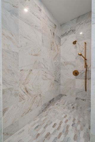 57-59 Highland Rd 57, Brookline, MA 02445