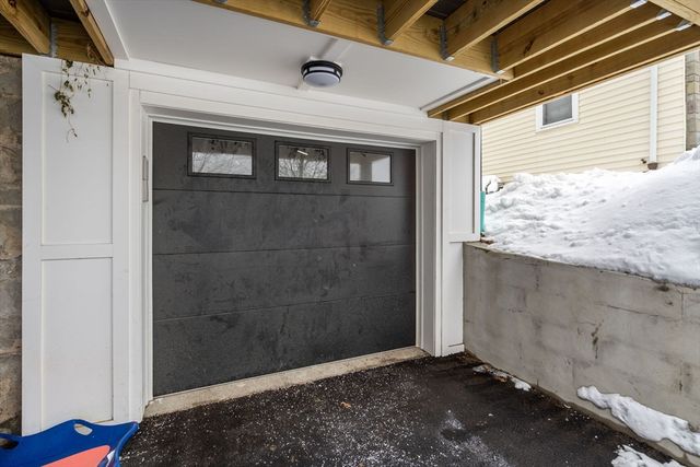 57-59 Highland Rd 57, Brookline, MA 02445