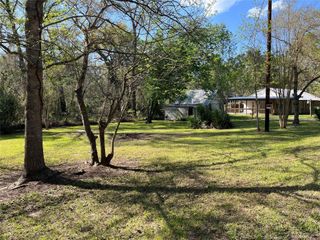 19995 Lakeway Lane, Montgomery, TX 77356