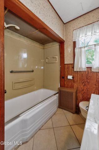 1026 Dudley Road, Rotterdam, NY 12303
