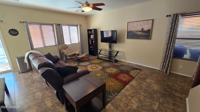 8789 W PERSHING Avenue, Peoria, AZ 85381
