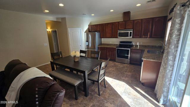 8789 W PERSHING Avenue, Peoria, AZ 85381