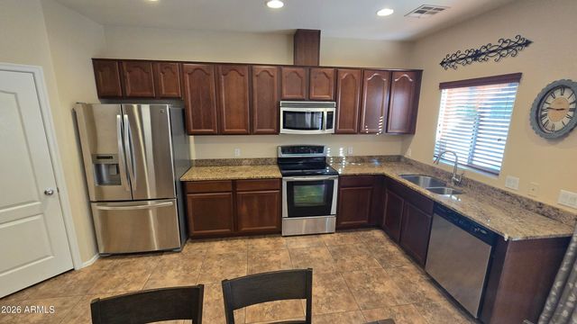 8789 W PERSHING Avenue, Peoria, AZ 85381