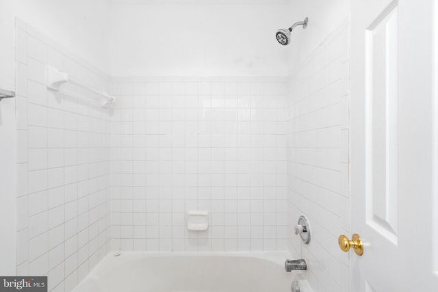 9023 BREWER CREEK PL, Manassas, VA 20109