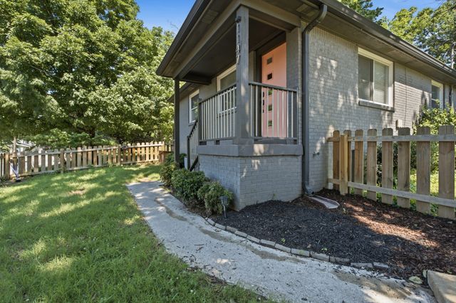 1147 Cahal Ave, Nashville, TN 37206