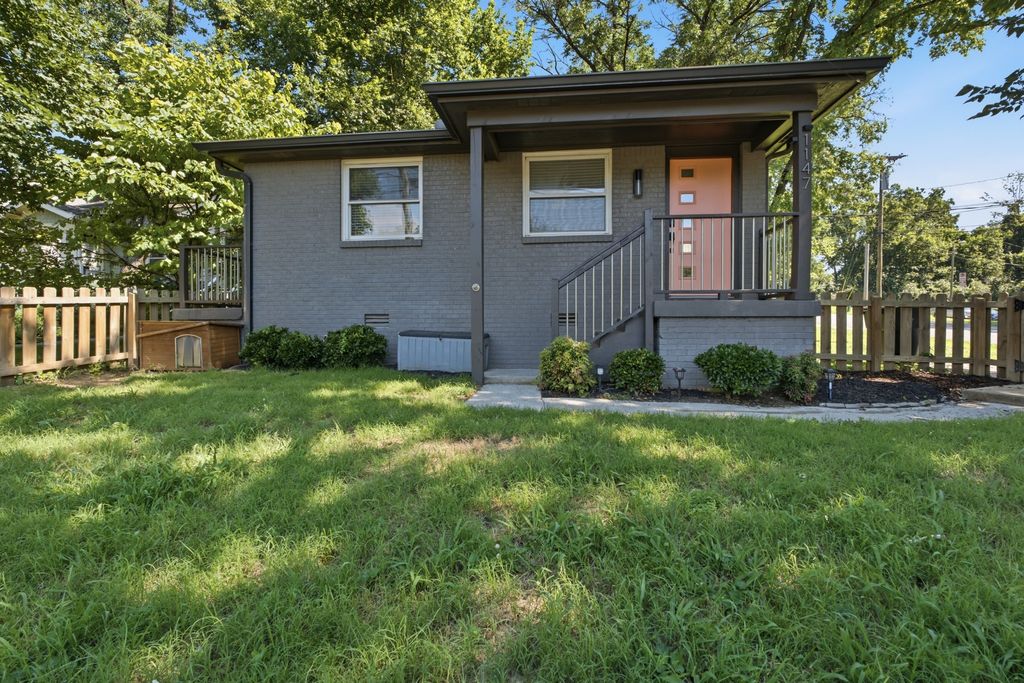 1147 Cahal Ave, Nashville, TN 37206