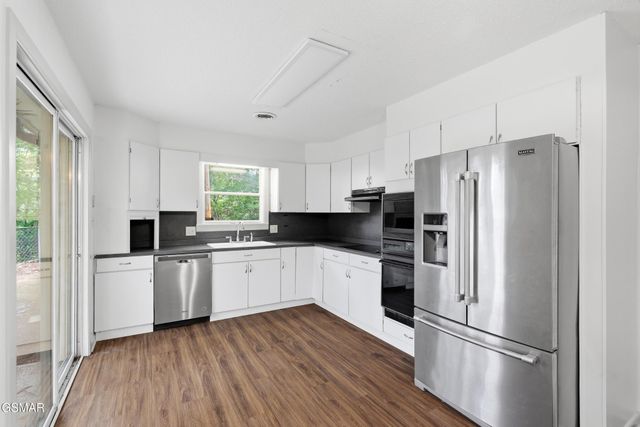 220 Seaton Drive, Gatlinburg, TN 37738