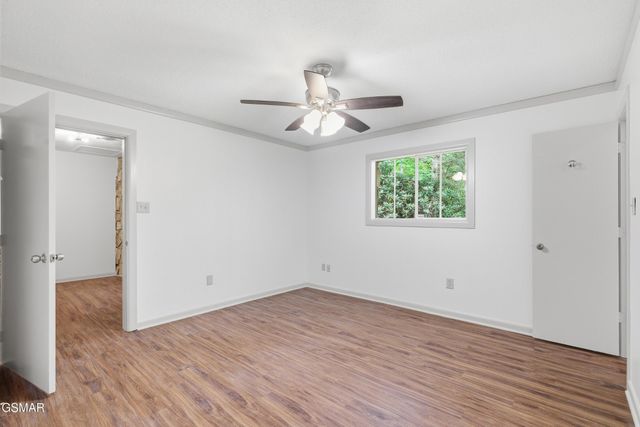 220 Seaton Drive, Gatlinburg, TN 37738