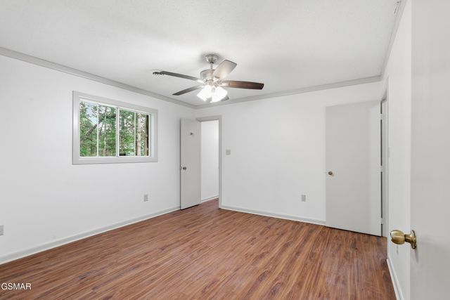 220 Seaton Drive, Gatlinburg, TN 37738