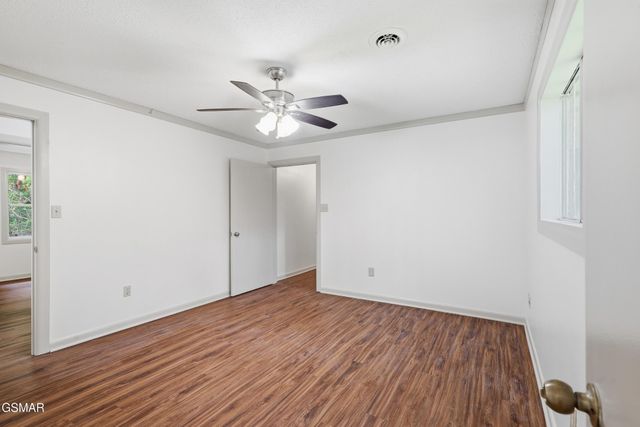 220 Seaton Drive, Gatlinburg, TN 37738