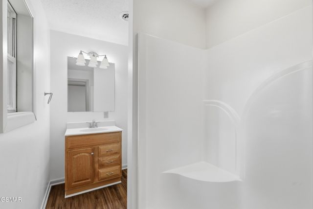 220 Seaton Drive, Gatlinburg, TN 37738