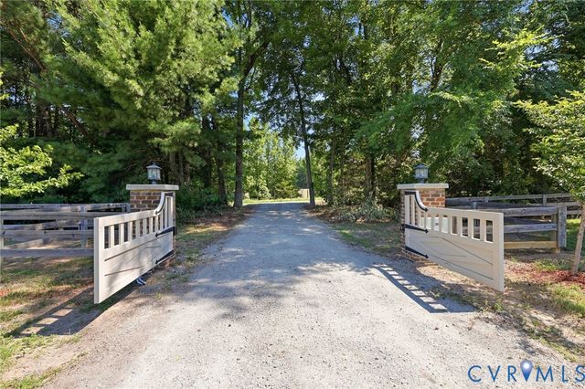 55 Morningside Rd, Cartersville, VA 23027