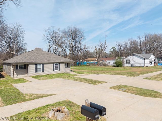 1805 K Street, Fort Smith, AR 72901