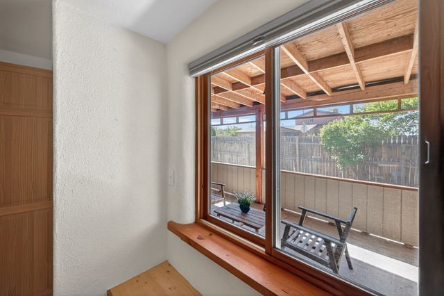 1564 Navajo Drive, Santa Fe, NM 87505