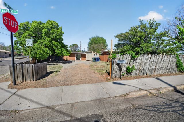 1564 Navajo Drive, Santa Fe, NM 87505