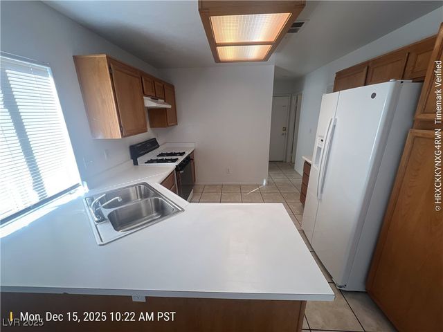 6994 Cypress Gardens Lane, Las Vegas, NV 89119