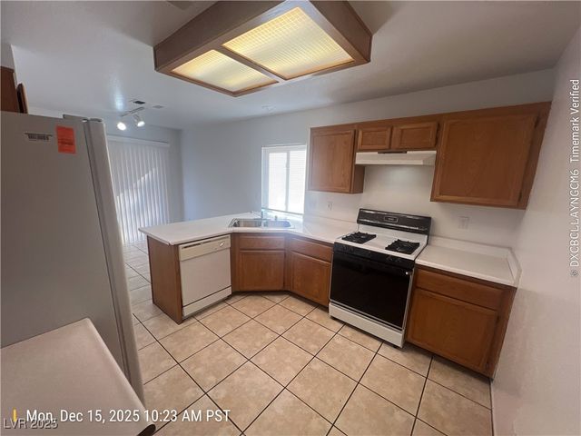 6994 Cypress Gardens Lane, Las Vegas, NV 89119