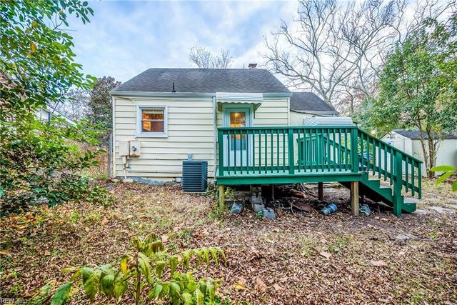 911 Holly AVE, Chesapeake, VA 23324