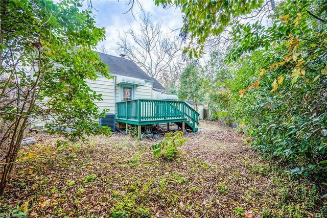 911 Holly AVE, Chesapeake, VA 23324