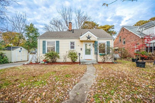 911 Holly AVE, Chesapeake, VA 23324