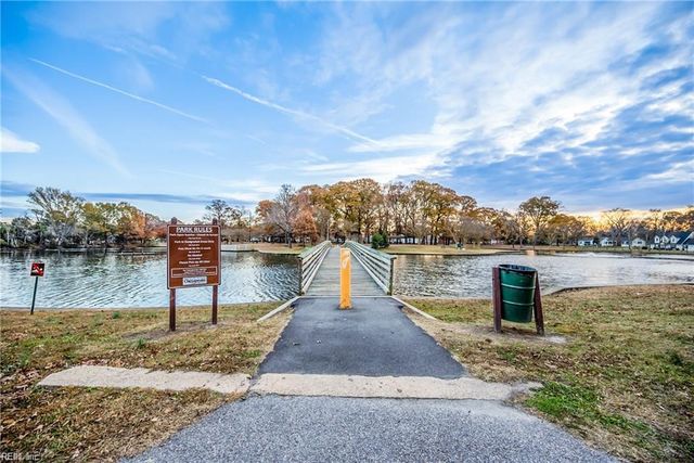 911 Holly AVE, Chesapeake, VA 23324