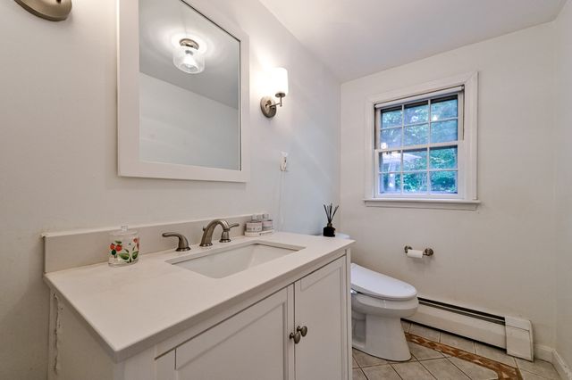 26 Brookside Ave, Lexington, MA 02421