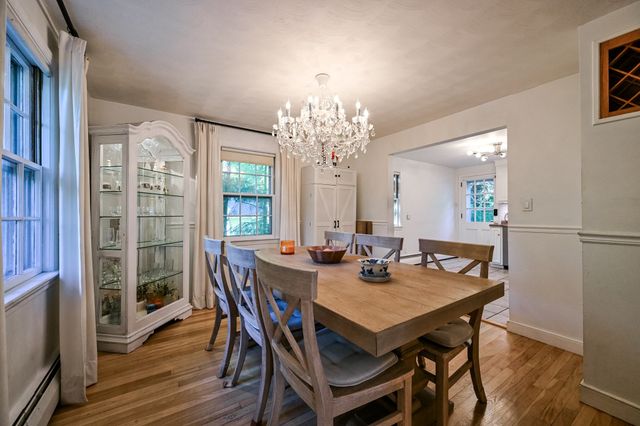 26 Brookside Ave, Lexington, MA 02421
