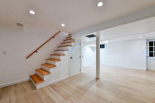26 Brookside Ave, Lexington, MA 02421