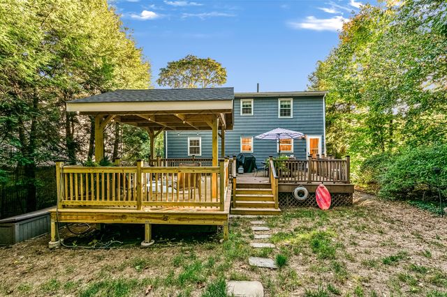 26 Brookside Ave, Lexington, MA 02421