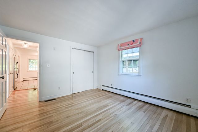 26 Brookside Ave, Lexington, MA 02421