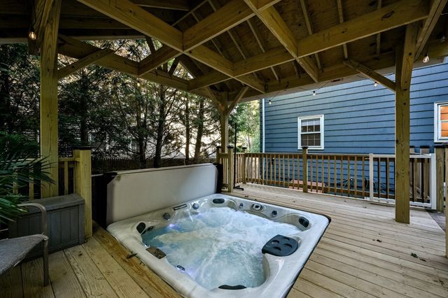 26 Brookside Ave, Lexington, MA 02421