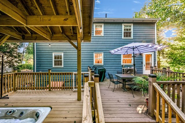 26 Brookside Ave, Lexington, MA 02421