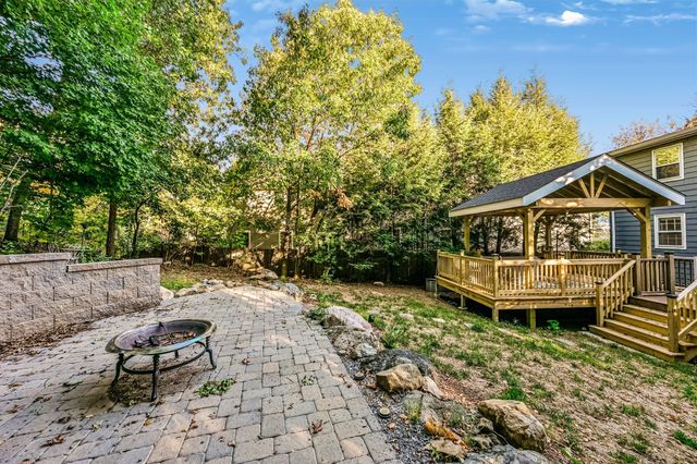 26 Brookside Ave, Lexington, MA 02421
