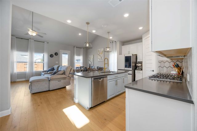 17728 Lake Cove Court, Conroe, TX 77316