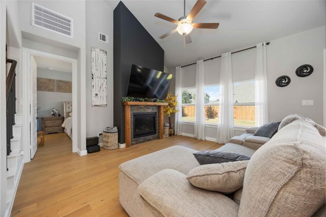 17728 Lake Cove Court, Conroe, TX 77316