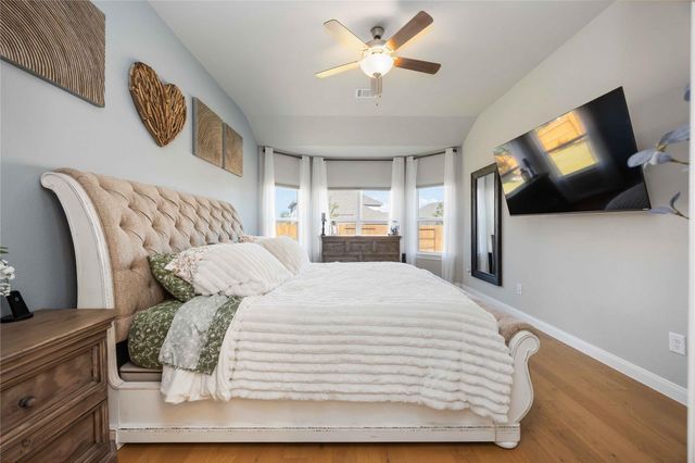 17728 Lake Cove Court, Conroe, TX 77316