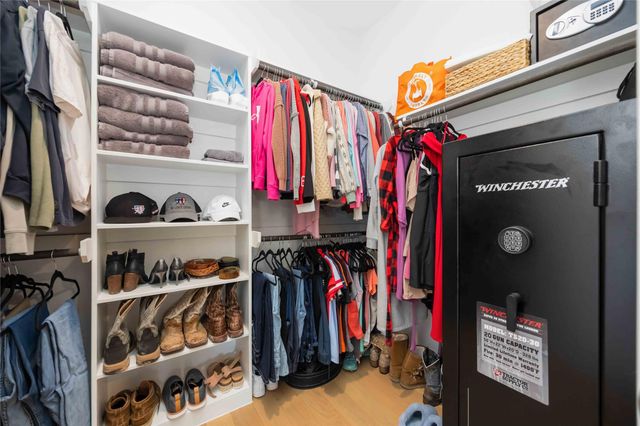 17728 Lake Cove Court, Conroe, TX 77316