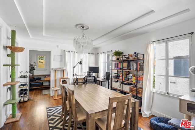 1122 S Sycamore Avenue, Los Angeles, CA 90019