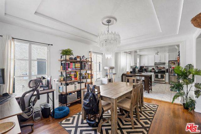 1122 S Sycamore Avenue, Los Angeles, CA 90019