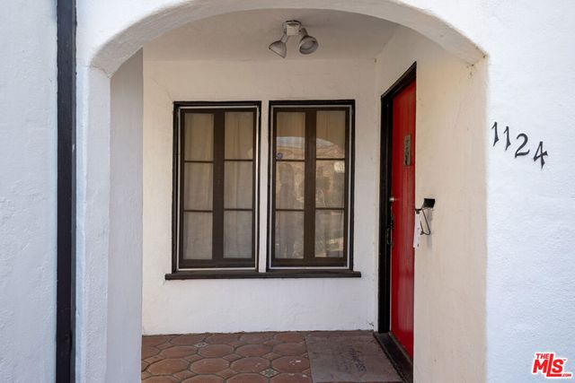 1122 S Sycamore Avenue, Los Angeles, CA 90019