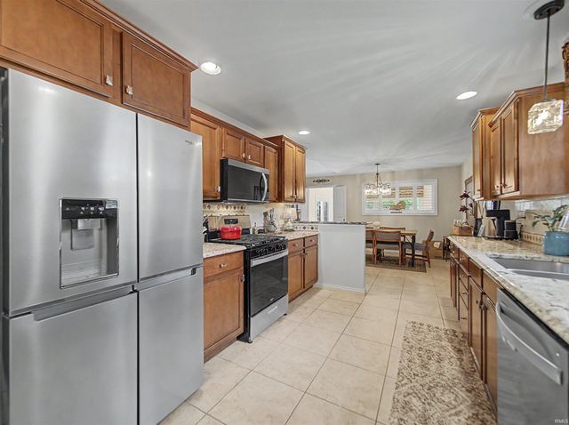 1617 Peach Court, Evansville, IN 47715