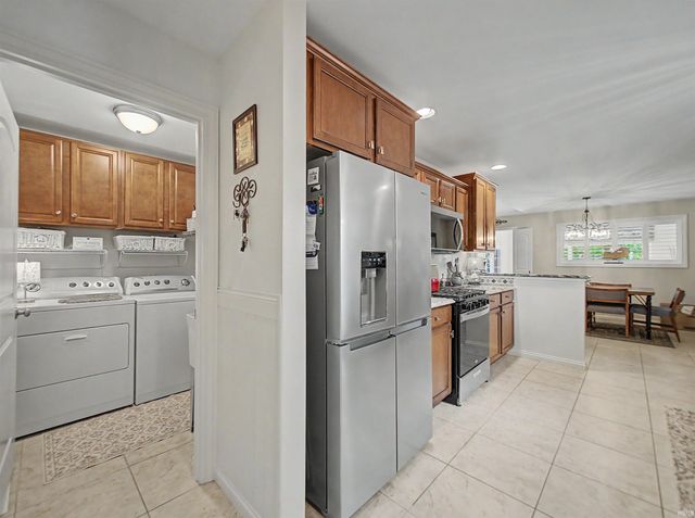 1617 Peach Court, Evansville, IN 47715