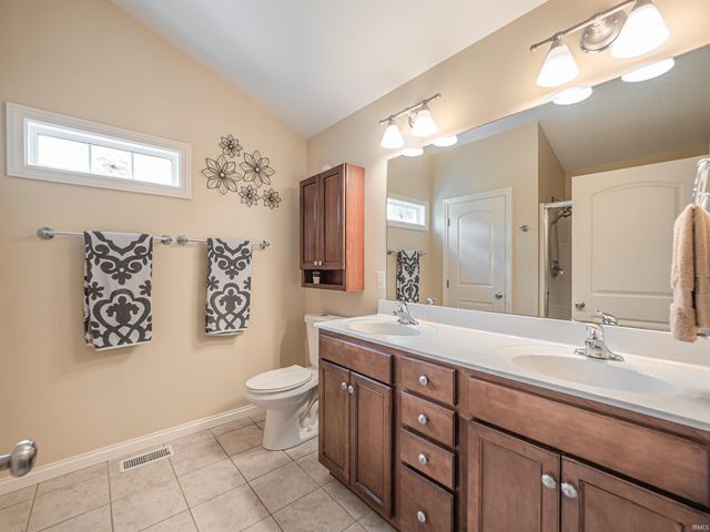 1617 Peach Court, Evansville, IN 47715