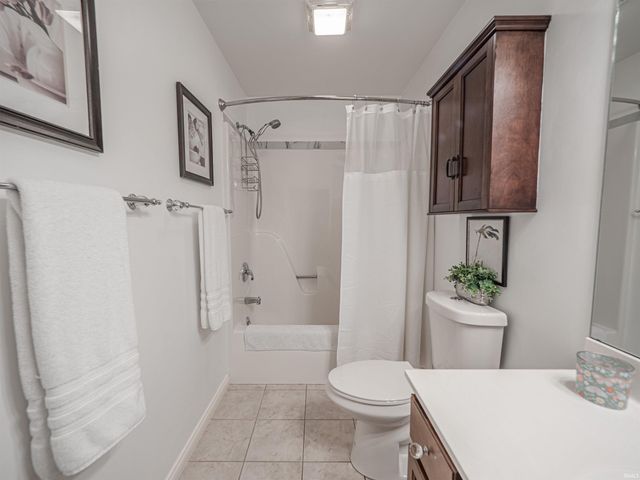 1617 Peach Court, Evansville, IN 47715