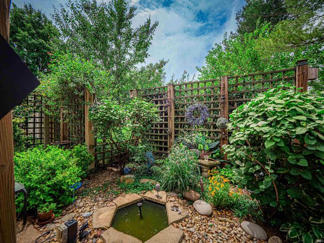 1617 Peach Court, Evansville, IN 47715