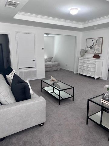 265 La Dera DR, Liberty Hill, TX 78642