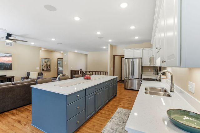 2075 13th Street NW, Faribault, MN 55021
