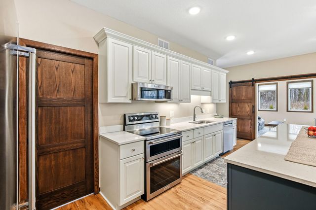 2075 13th Street NW, Faribault, MN 55021